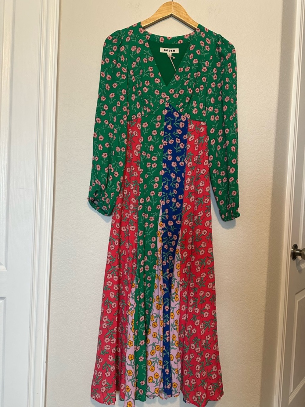 Boden Lisa Long Sleeve Tea Dress - Picture 5 of 8